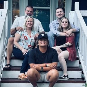 Meet your Posher, Alisa